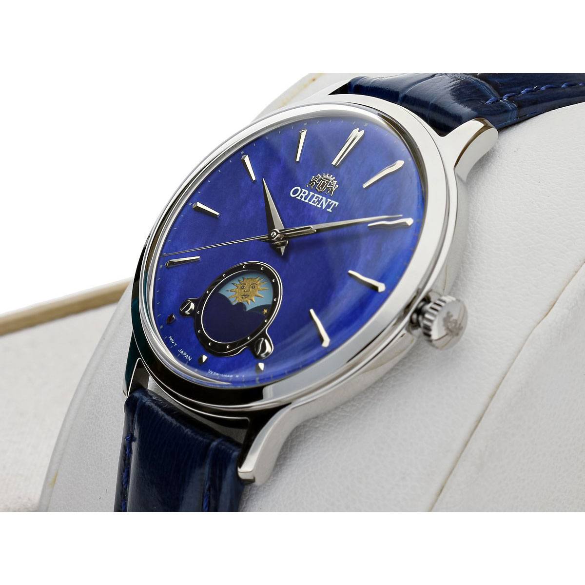 Часовник Orient RA-KB0004A