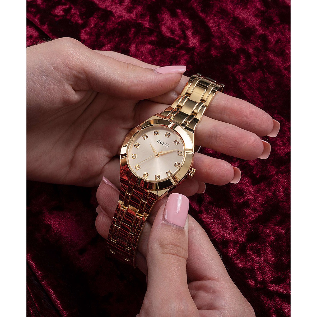 Часовник Guess GW0114L2