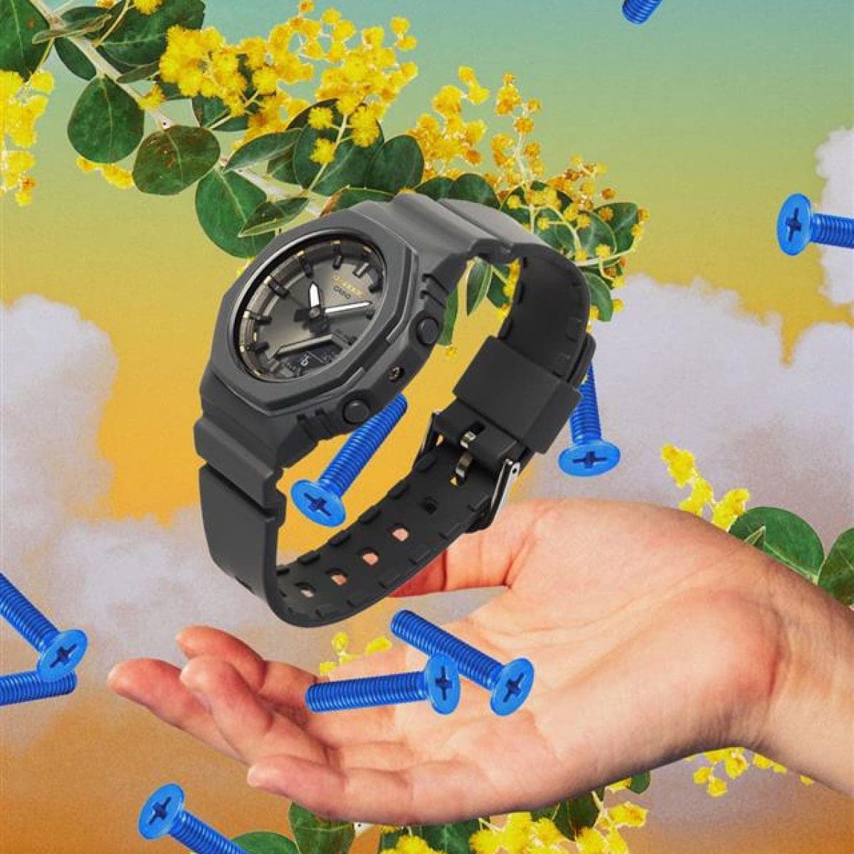 Часовник Casio G-Shock GMA-P2126W-8AER