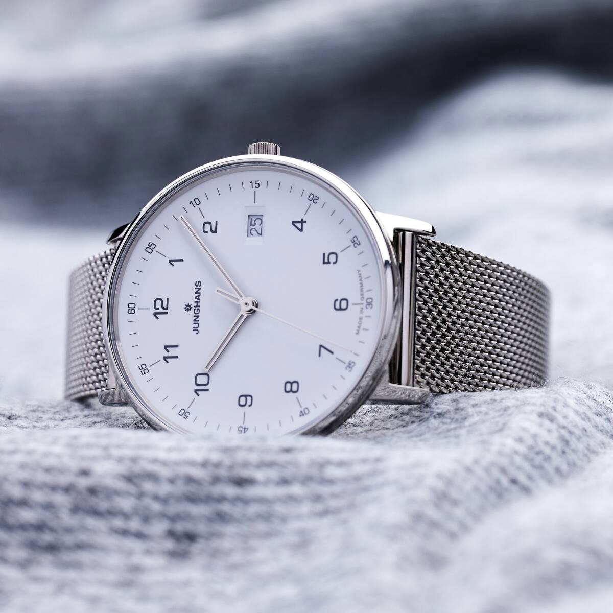 Часовник Junghans Max Bill 47/4457.44