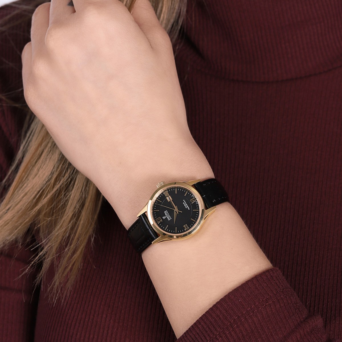 Комплект часовници за двойки Festina Swiss Made F20010/4 & F20011/4