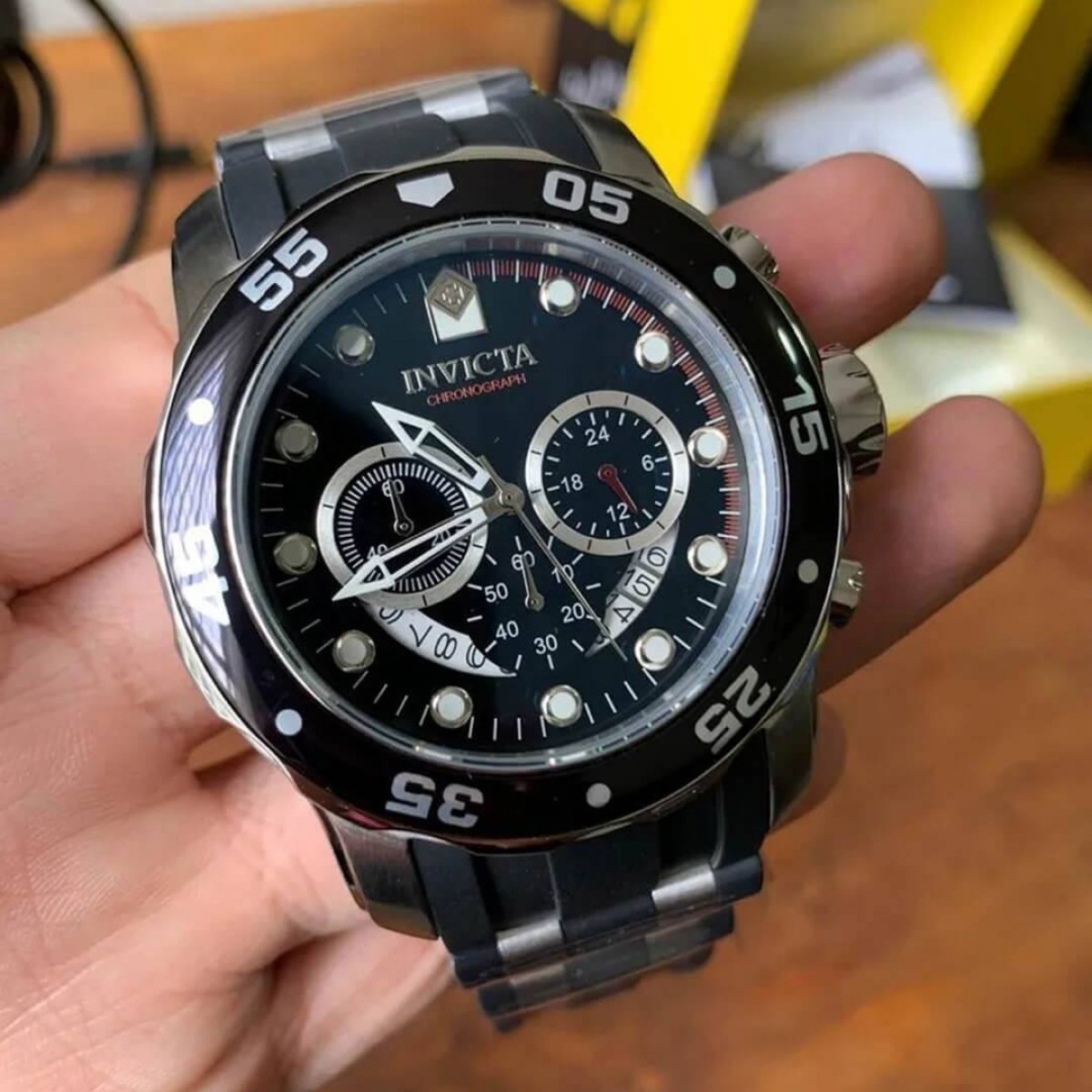 Часовник Invicta Pro Diver 37231