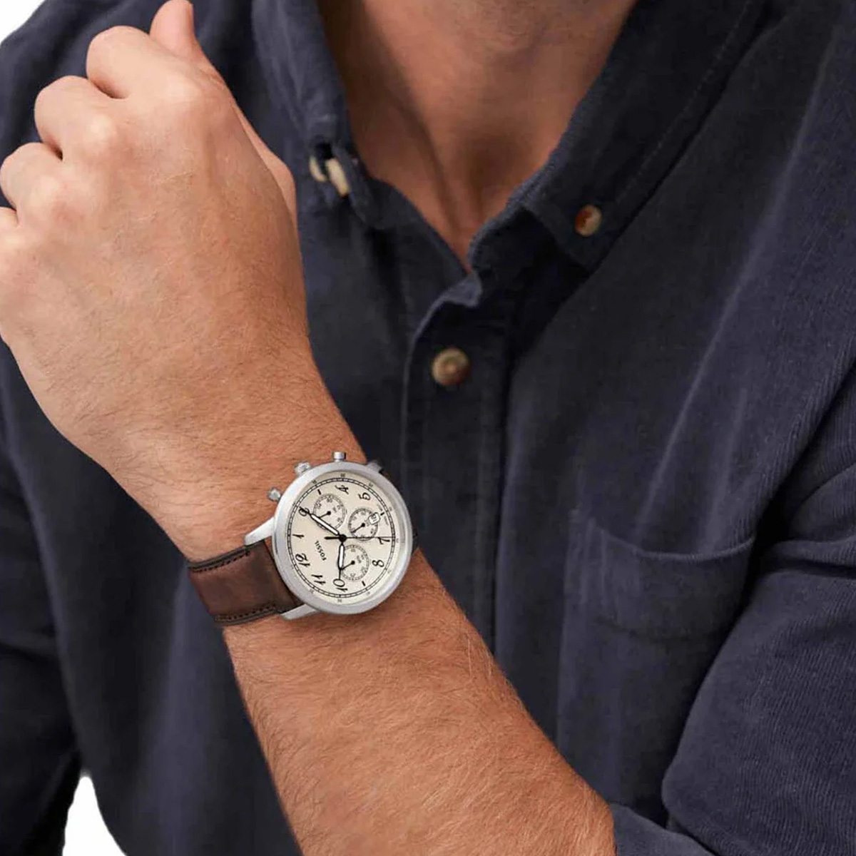 Часовник Fossil Neutra FS6022