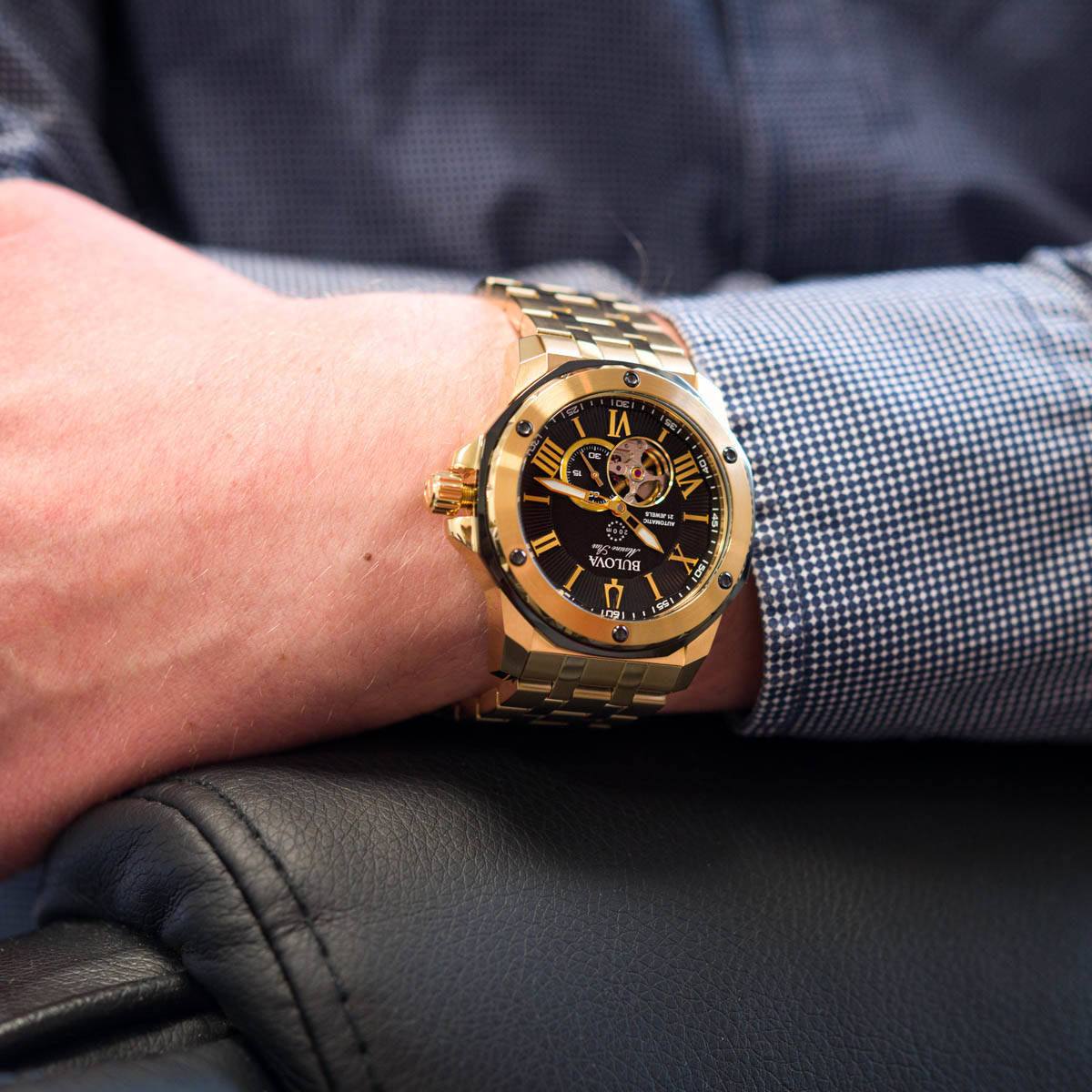 Часовник Bulova Marine Star 98A273