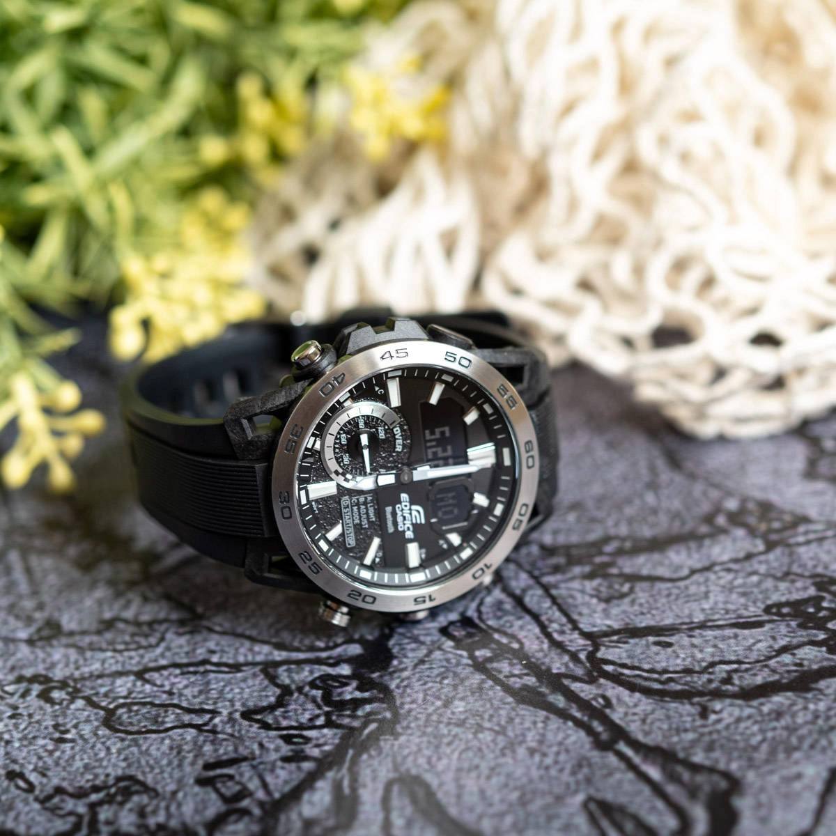 Часовник Casio Edifice ECB-40P-1AEF