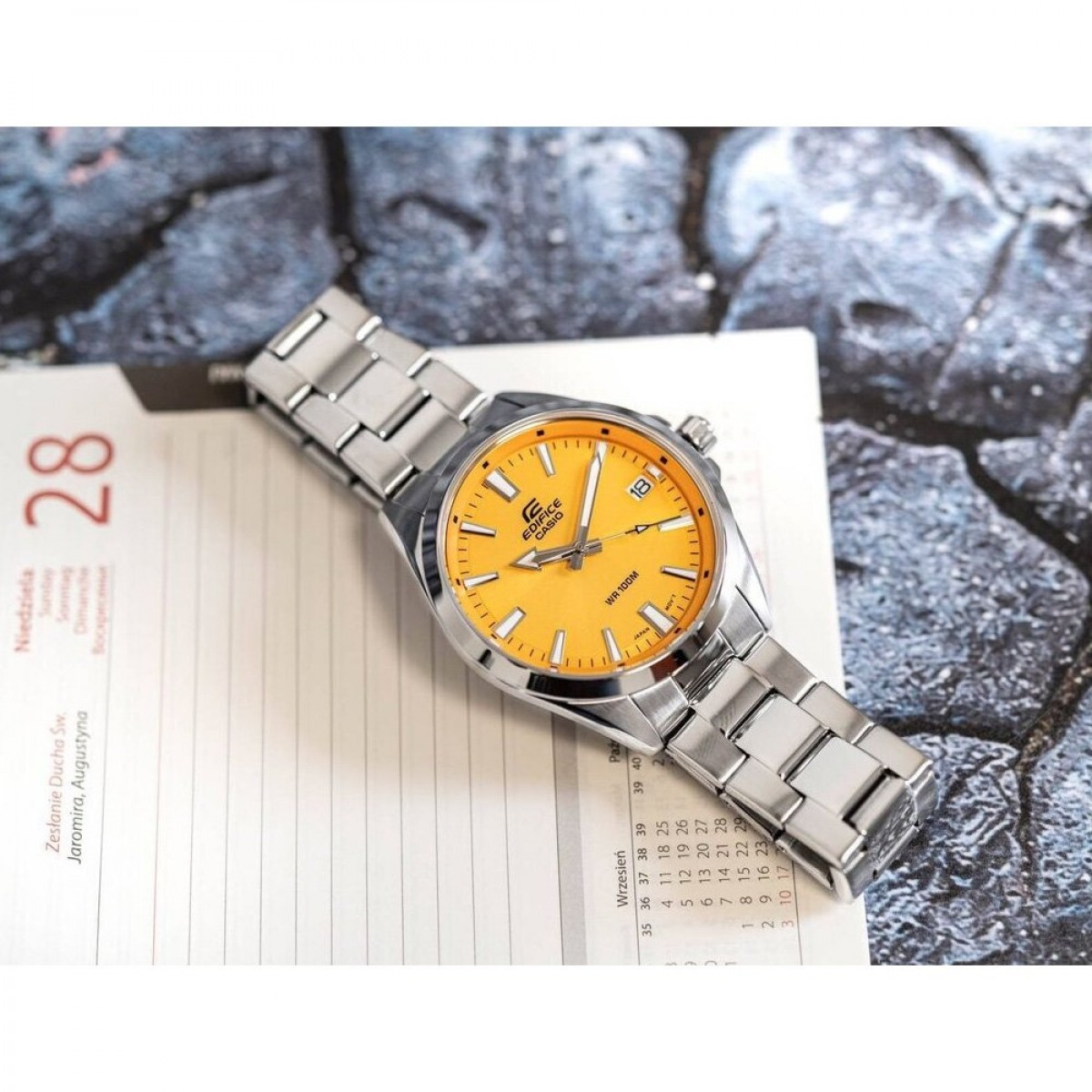 Часовник Casio Edifice EFV-100D-9AVUEF