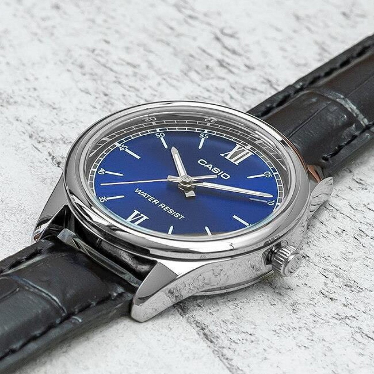 Часовник Casio LTP-V005L-2BU