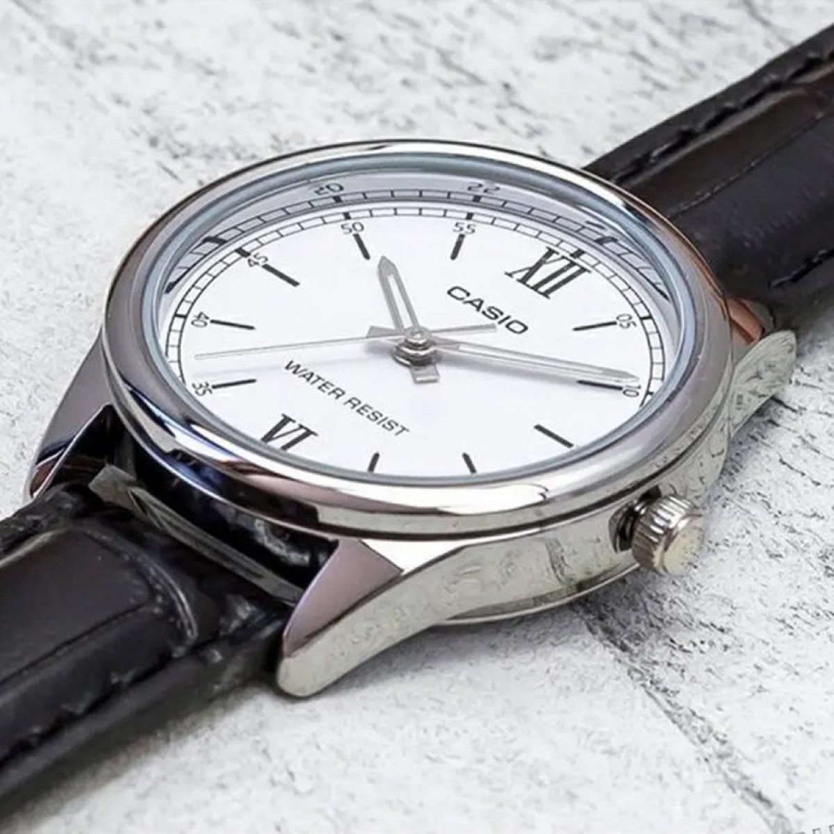 Часовник Casio LTP-V005L-7B2U