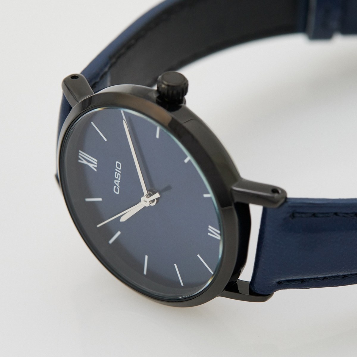 Часовник Casio LTP-VT02BL-2AUDF