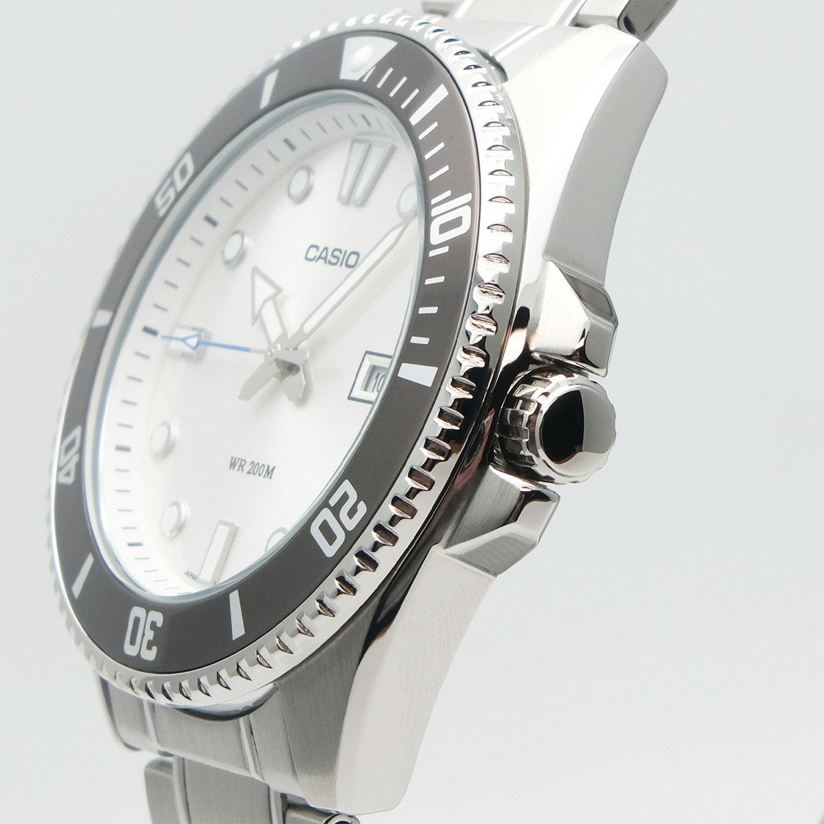 Часовник Casio MDV-107D-7AVDF