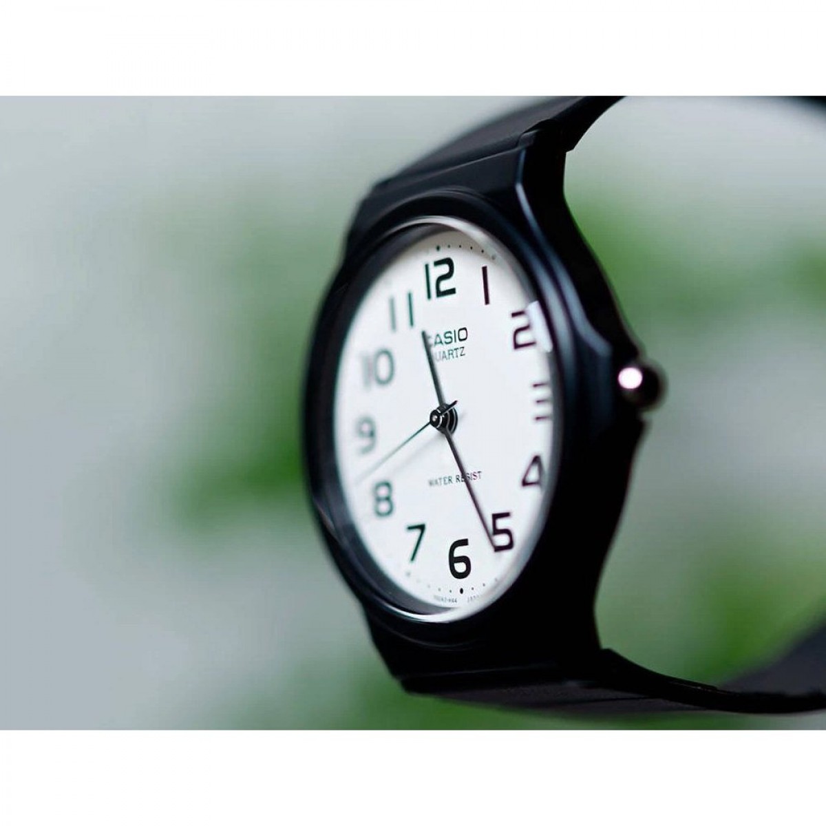 Часовник Casio MQ-24-7B2LEG