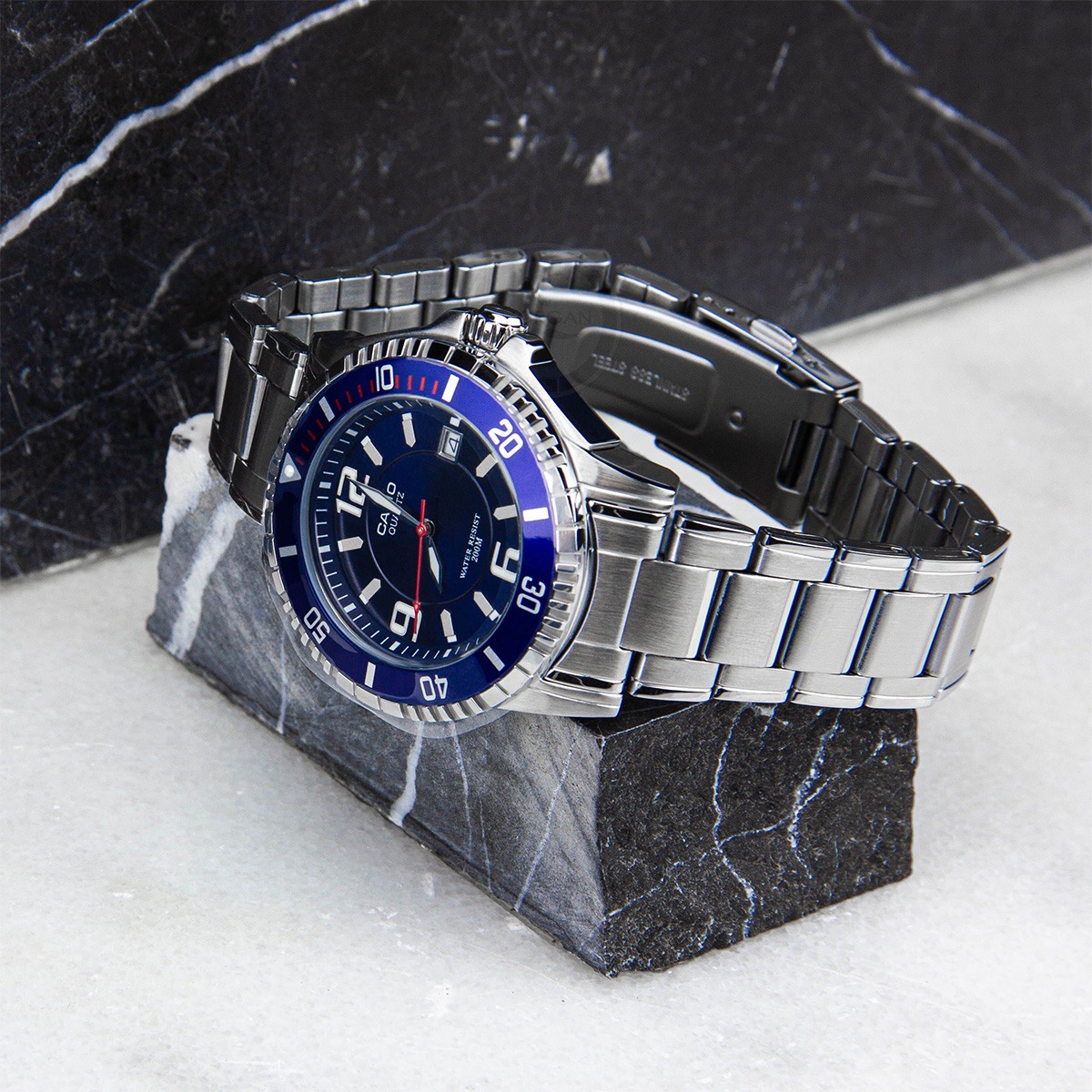 Часовник Casio MTD-1053D-2AVES