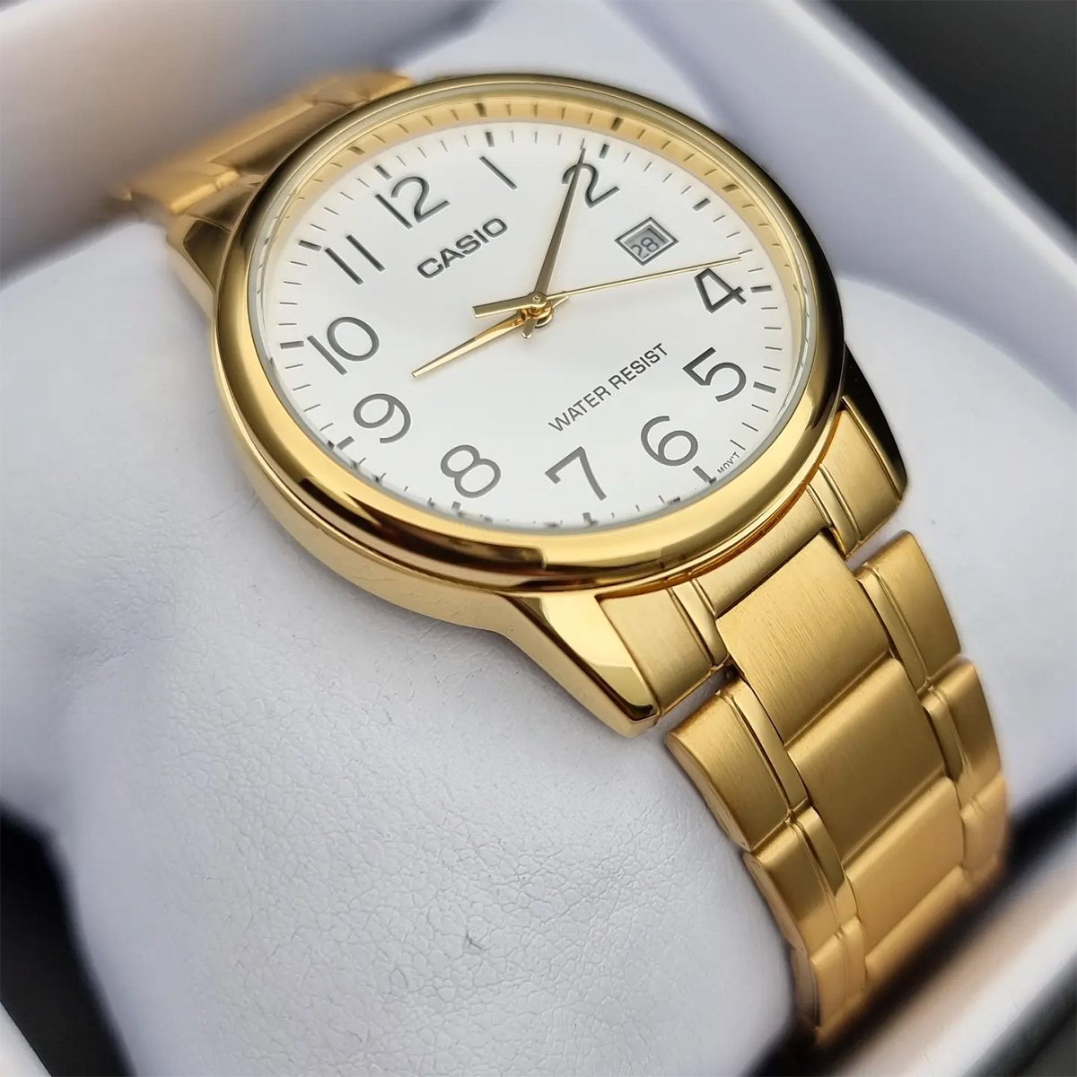 Часовник Casio MTP-V002G-7B2U