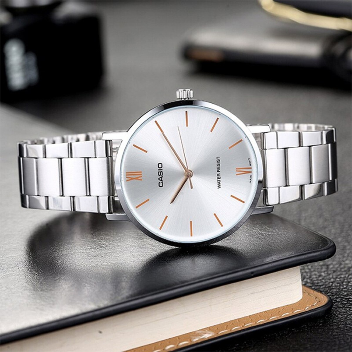 Часовник Casio MTP-VT01D-7BU