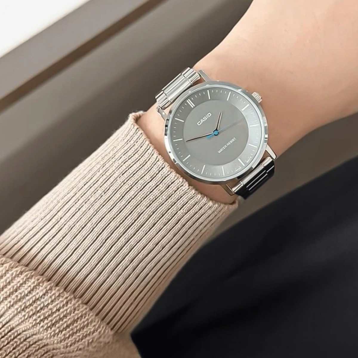 Часовник Casio MTP-VT04D-8EDF