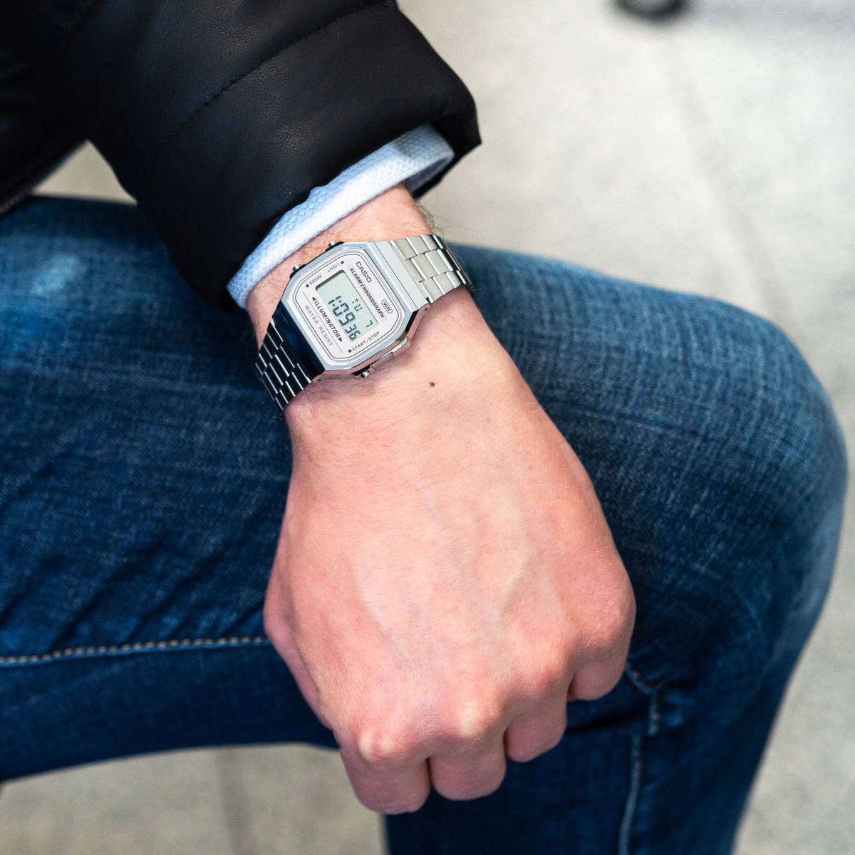 Часовник Casio A168WA-8AYES