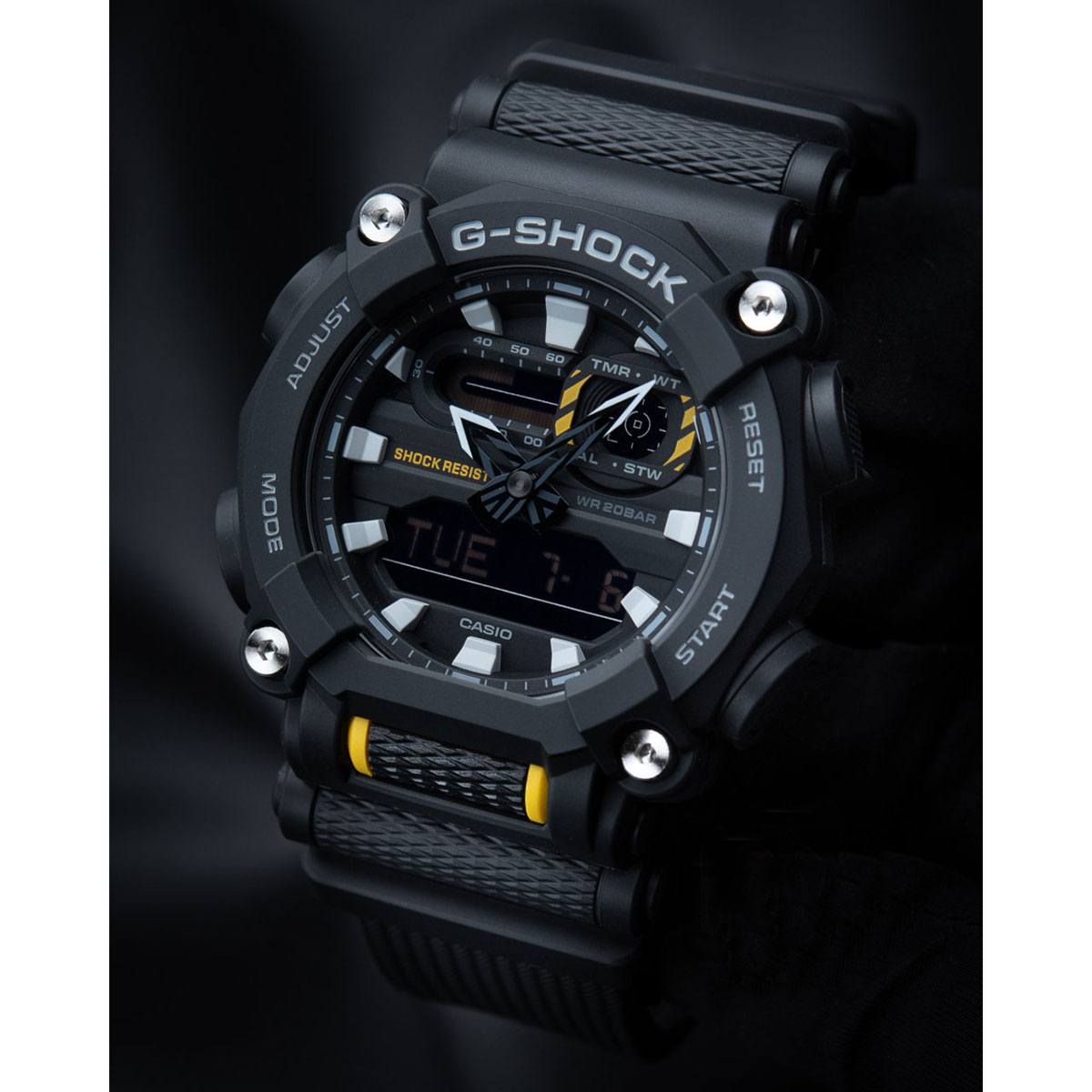 Часовник Casio G-Shock GA-900-1AER