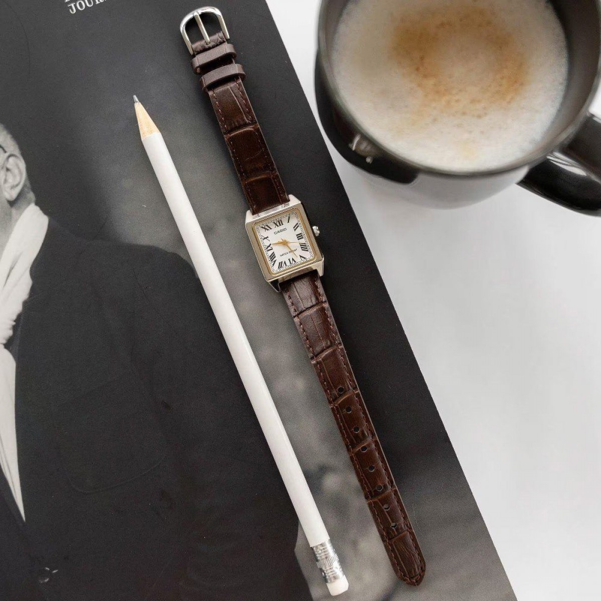 Часовник Casio LTP-B150L-7B2EF