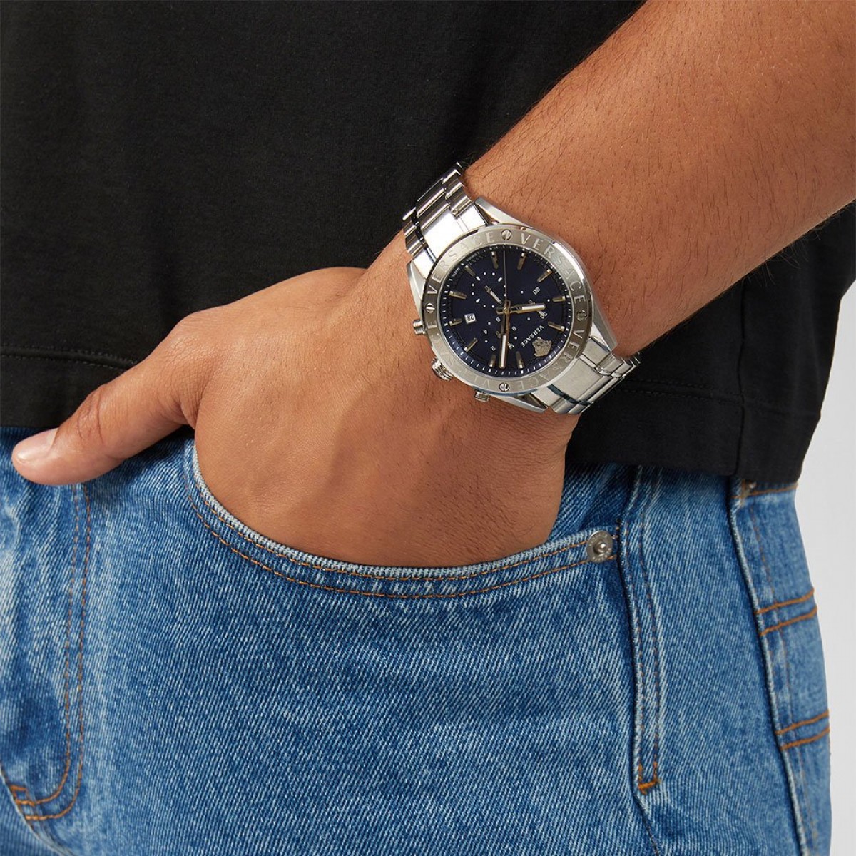 Часовник Versace VEHB00519