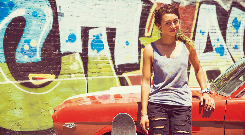 Lizzie Armanto - посланик на Casio Baby-G